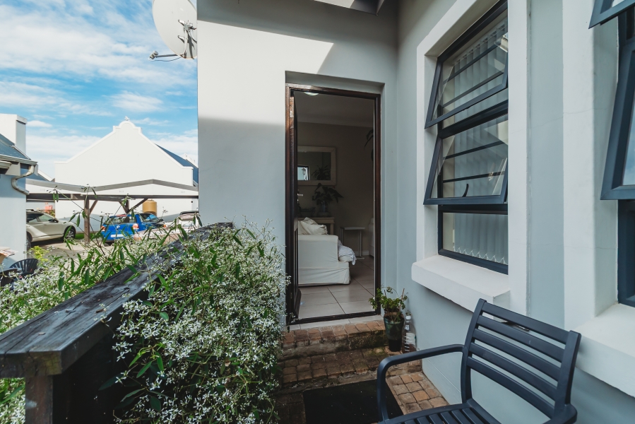 1 Bedroom Property for Sale in Blue Mountain Village Western Cape